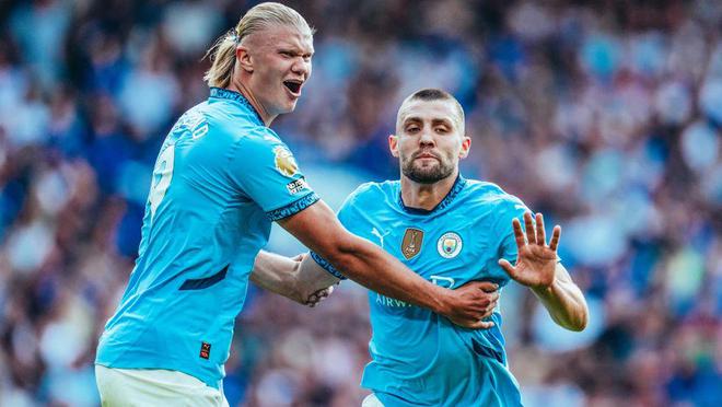 青岛西海岸3 - 3上海海港 ｜ 19岁李新翔惊艳亮相，战平卫冕冠军.